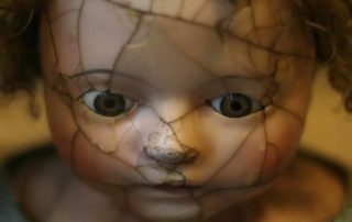 Zerrissene Welt